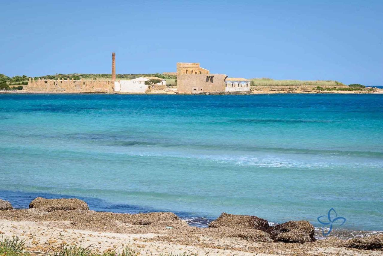 Terre Di Mare Near The Sandy Beach With Pool, Parking & Wifi Fontane Bianche Luaran gambar